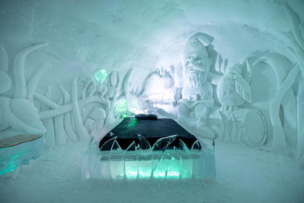 Escapade dans un hôtel de glace haut de gamme